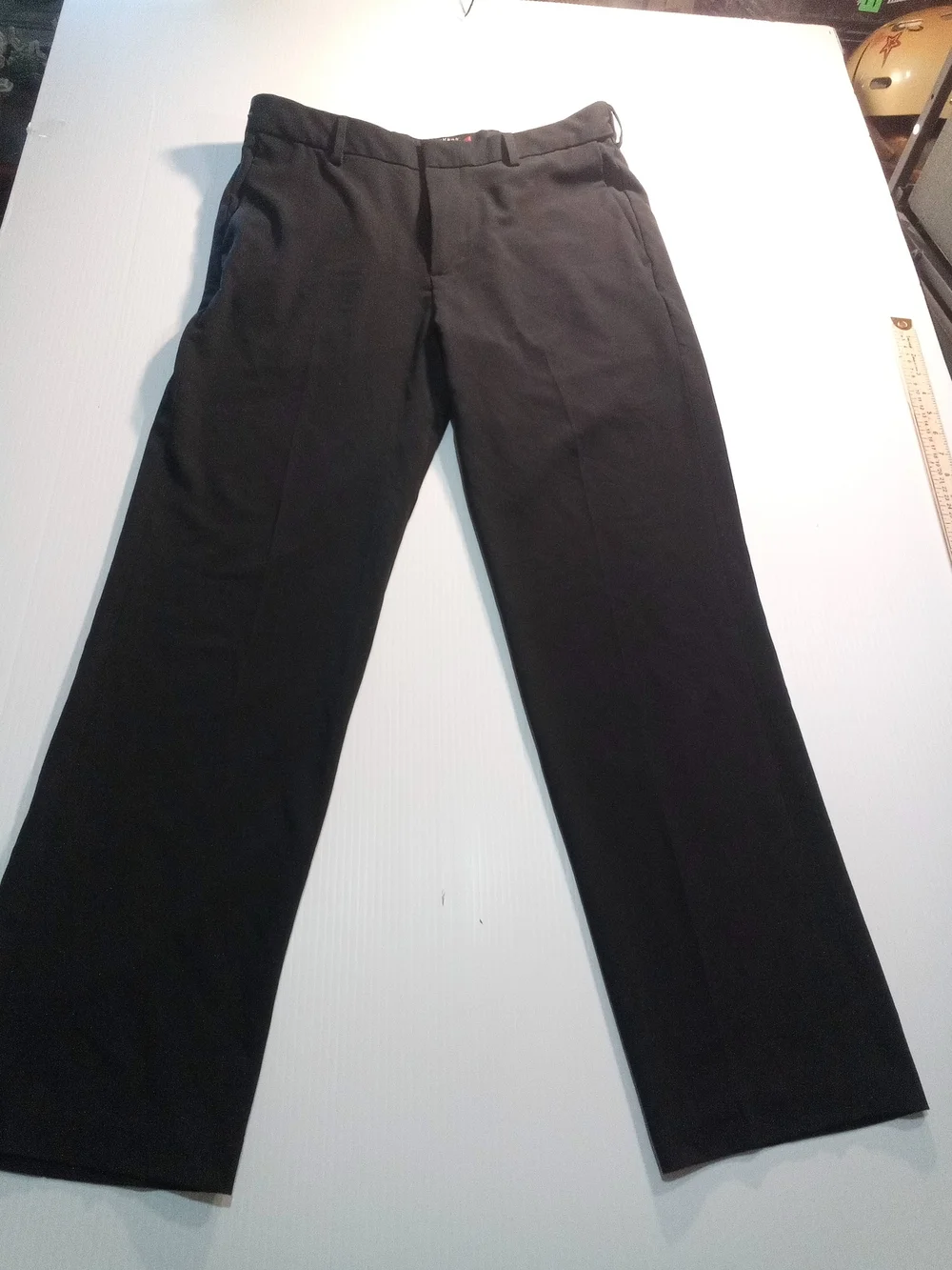 Dockers Men's Black Dress Pants SIZE 32/32- Classic Tailored Trousers